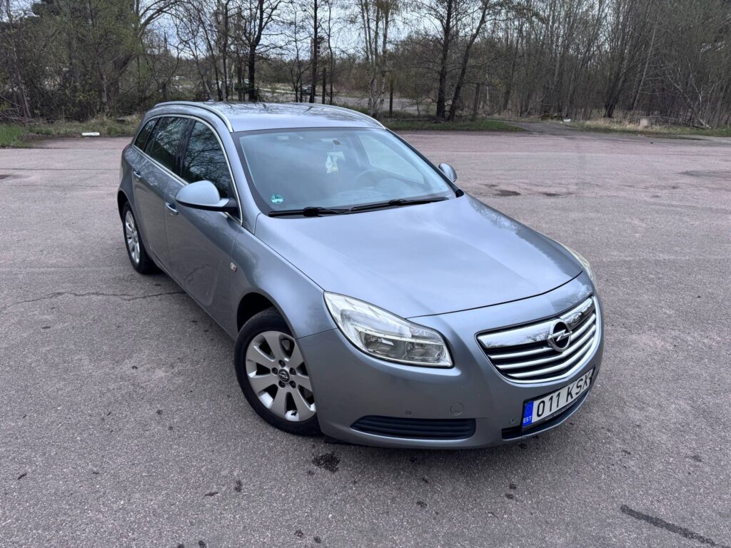Opel INSIGNIA SPORTS TOURER SW 2009