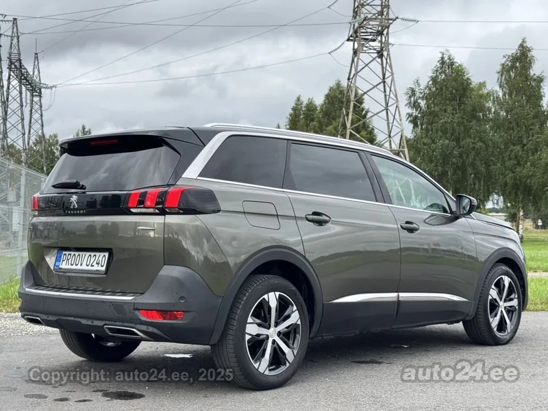 Peugeot 5008 2016