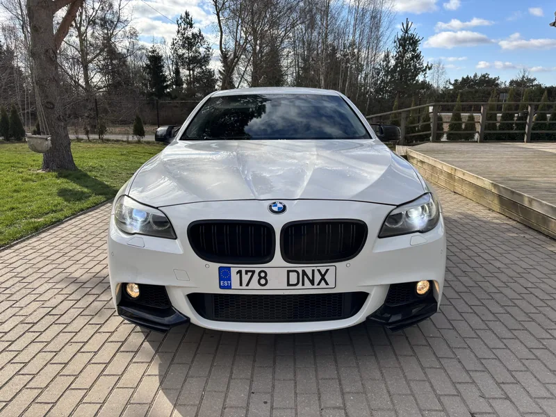 BMW 520 2011
