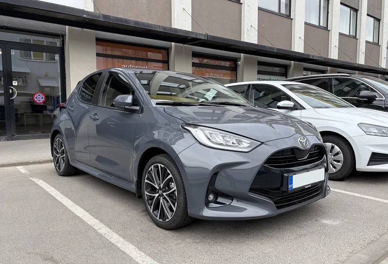 Toyota Yaris hybrid 2026 — pilt 1